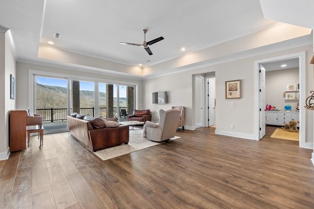 574 Clingmans Lane, Chattanooga, TN 37419