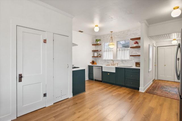 205 Cynisca Street, Waxahachie, TX 75165