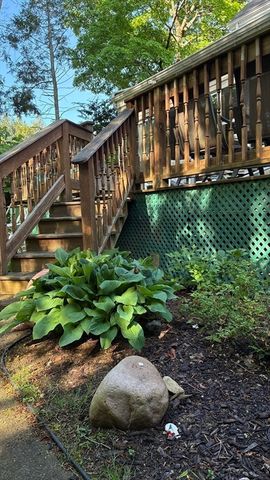 12 Oakland Rd 2, Sharon, MA 02067