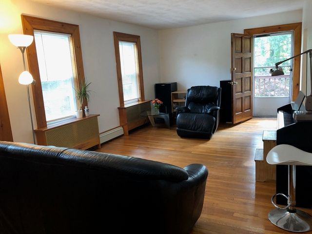12 Oakland Rd 2, Sharon, MA 02067