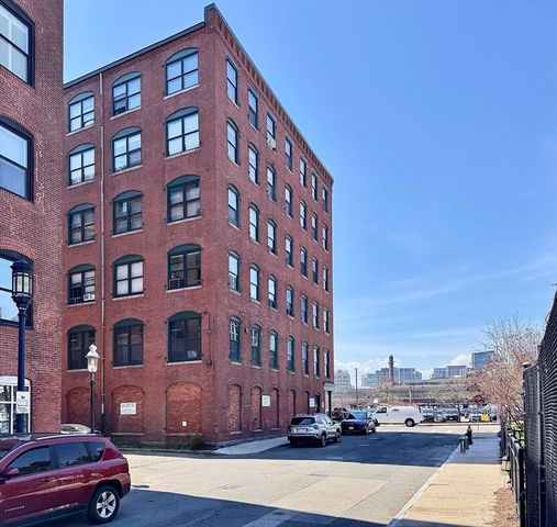 249 A 61, Boston, MA 02210