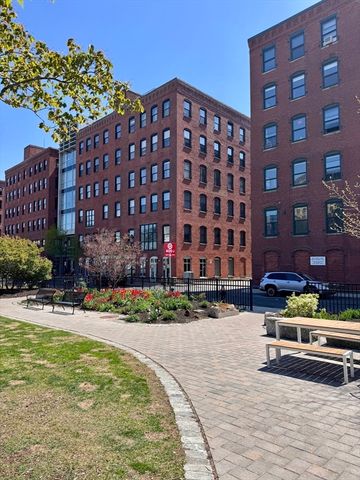 249 A 61, Boston, MA 02210