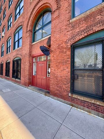 249 A 61, Boston, MA 02210