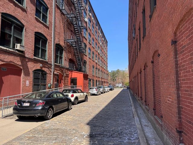 249 A 61, Boston, MA 02210