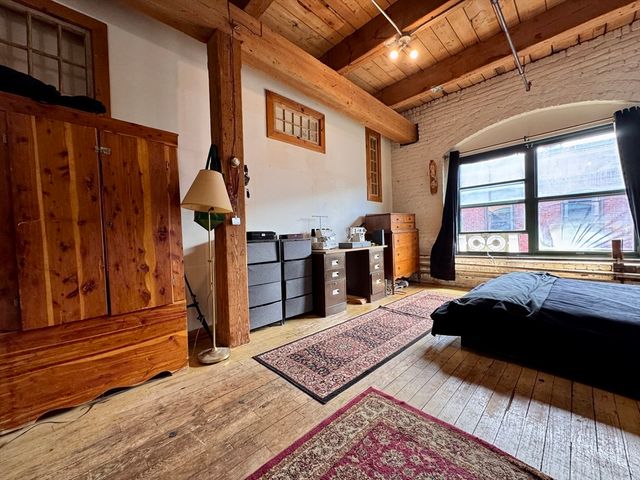 249 A 61, Boston, MA 02210