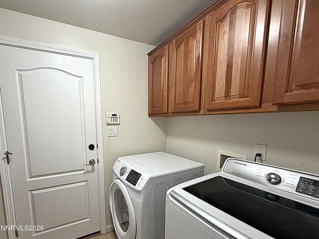 1525 Istrice Road, Sparks, NV 89436