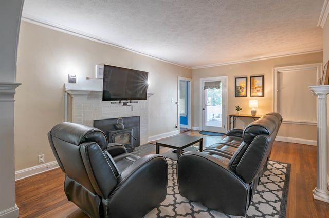 3 Pratt Street, Nashua, NH 03060