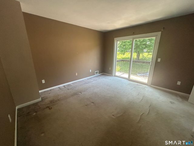 5 Deer Run 5, Bethel, CT 06801