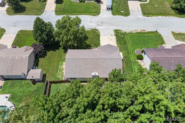 4826 Cedar Spring Drive, Highland, IL 62249