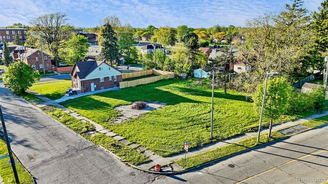 9150 Courville Street, Detroit, MI 48224
