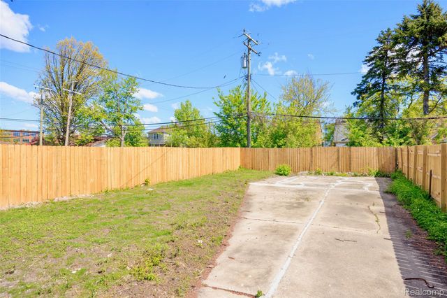 9150 Courville Street, Detroit, MI 48224