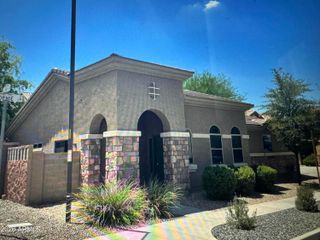 3921 E Sophie Lane, Phoenix, AZ 85042
