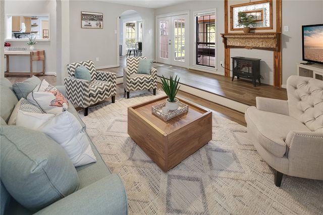 8010 Perry Lane, College Station, TX 77845