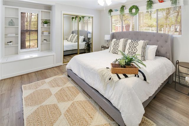 8010 Perry Lane, College Station, TX 77845