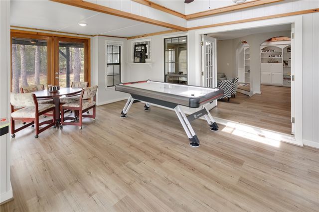 8010 Perry Lane, College Station, TX 77845