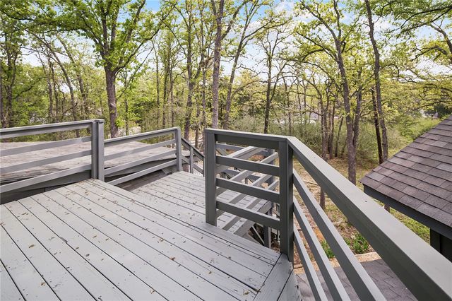 8010 Perry Lane, College Station, TX 77845