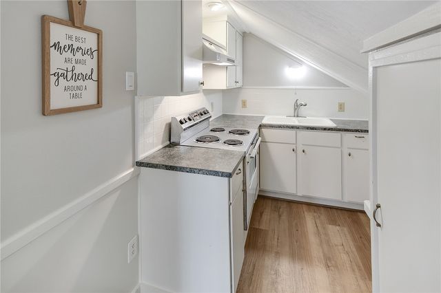 8010 Perry Lane, College Station, TX 77845