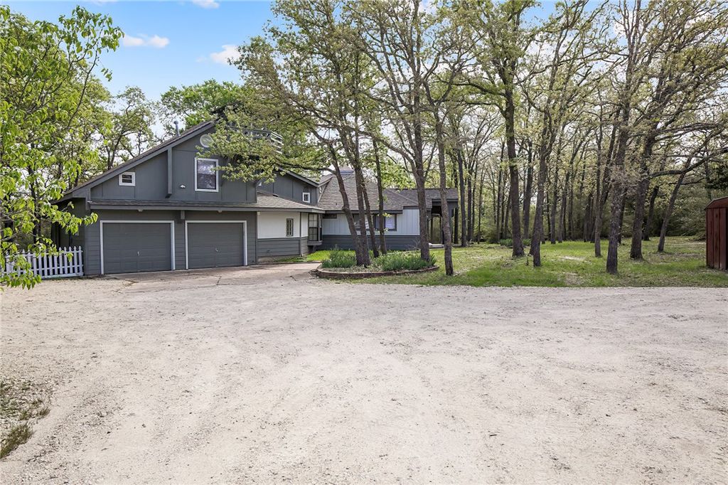 8010 Perry Lane, College Station, TX 77845 — photo 3