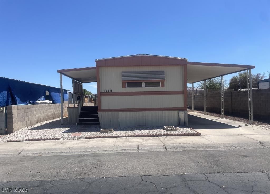 3668 Fort McHenry Drive, Las Vegas, NV 89122 — exterior