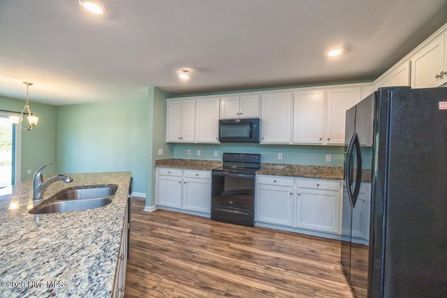 7217 Cameron Trace Drive, Wilmington, NC 28411