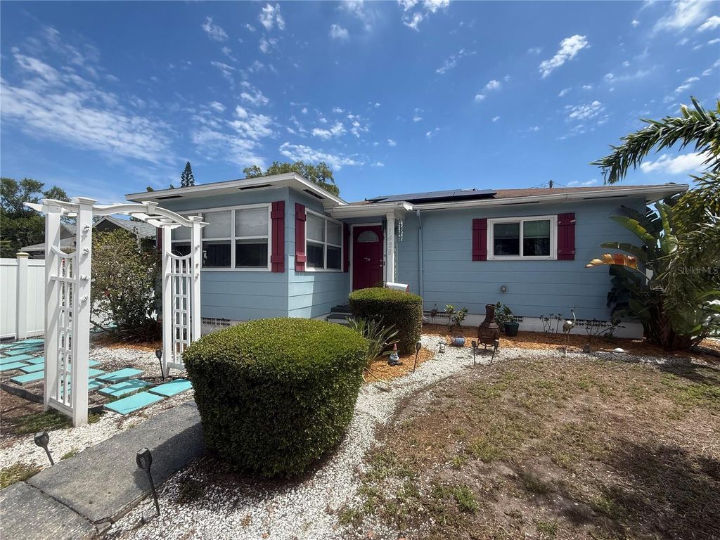 1428 38TH AVENUE N, St Petersburg, FL 33704