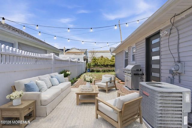 52 Pomona Boulevard, Keyport, NJ 07735