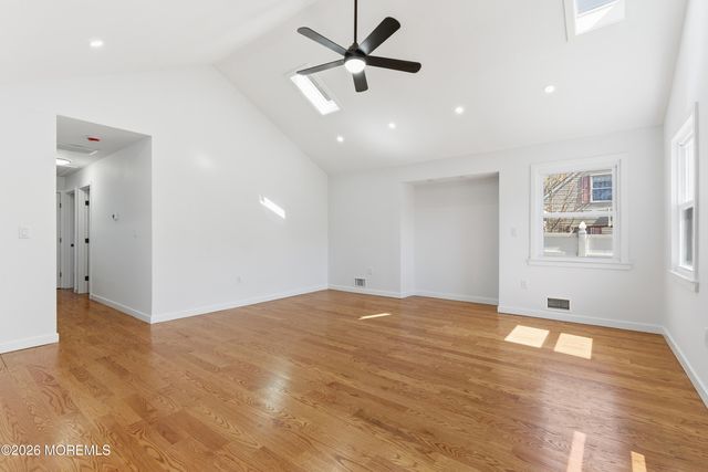 52 Pomona Boulevard, Keyport, NJ 07735