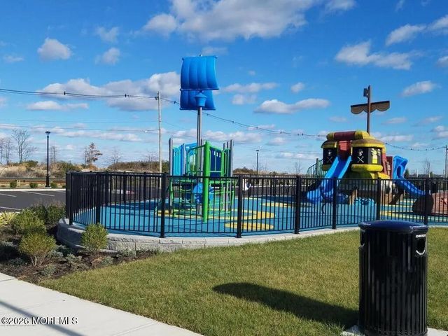 52 Pomona Boulevard, Keyport, NJ 07735