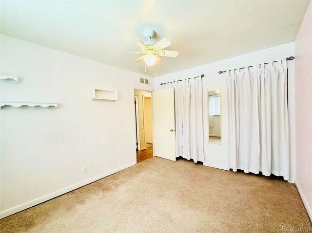 29147 Milton Avenue, Madison Heights, MI 48071