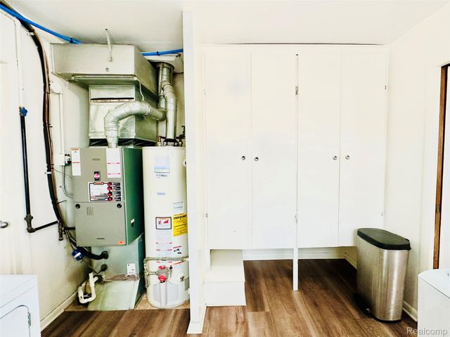 29147 Milton Avenue, Madison Heights, MI 48071