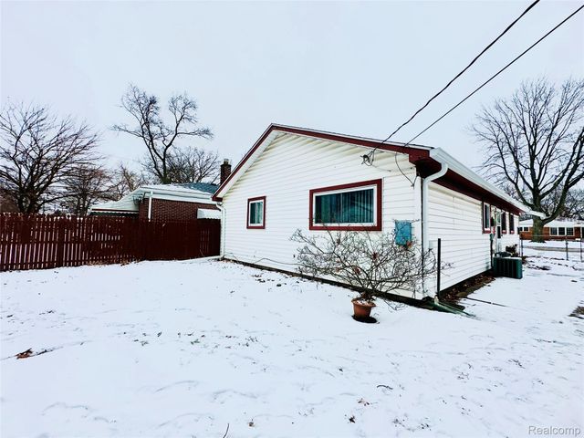 29147 Milton Avenue, Madison Heights, MI 48071