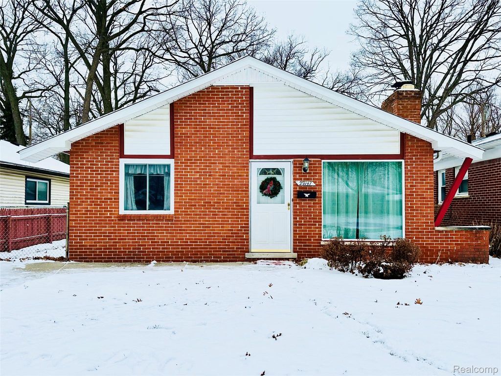 29147 Milton Avenue, Madison Heights, MI 48071
