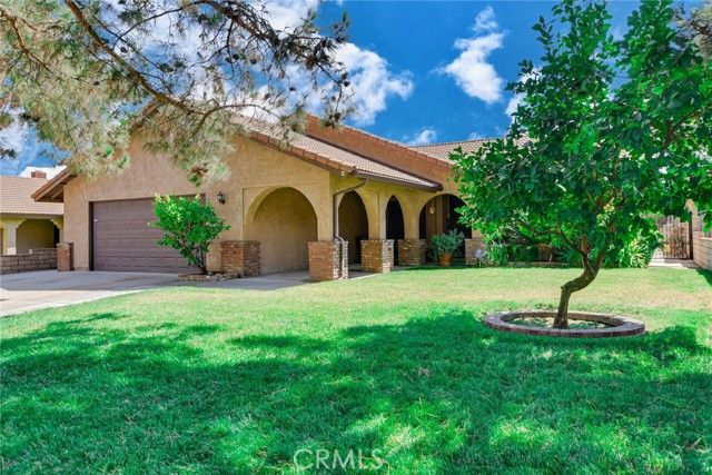 2855 Piedmont Drive, Highland, CA 92346