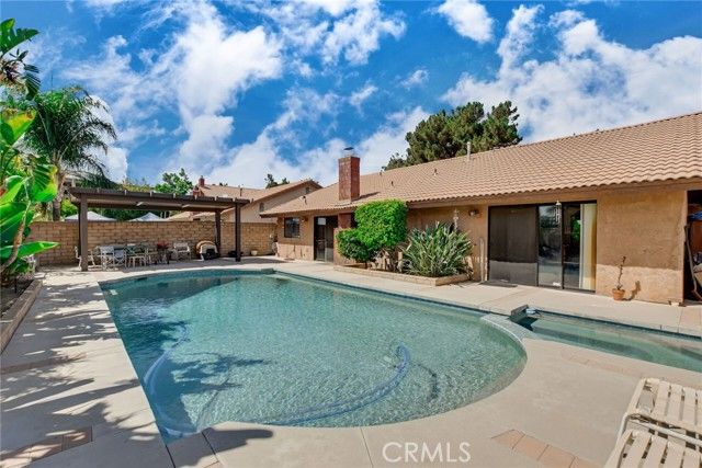 2855 Piedmont Drive, Highland, CA 92346