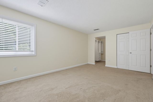805 Franklin Crossing Road 5, Franklin, MA 02038
