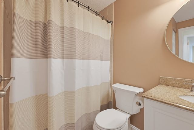 805 Franklin Crossing Road 5, Franklin, MA 02038
