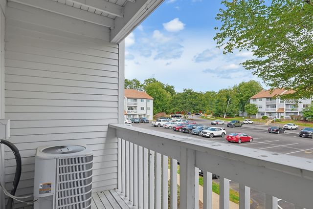 805 Franklin Crossing Road 5, Franklin, MA 02038