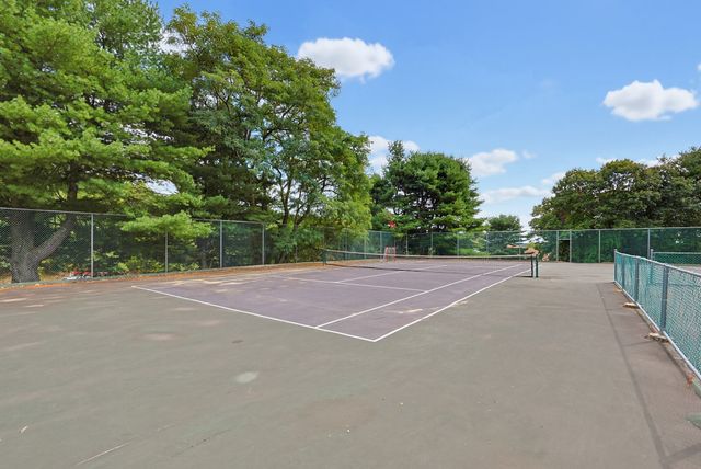 805 Franklin Crossing Road 5, Franklin, MA 02038