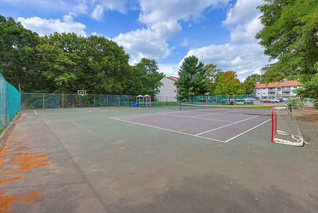 805 Franklin Crossing Road 5, Franklin, MA 02038