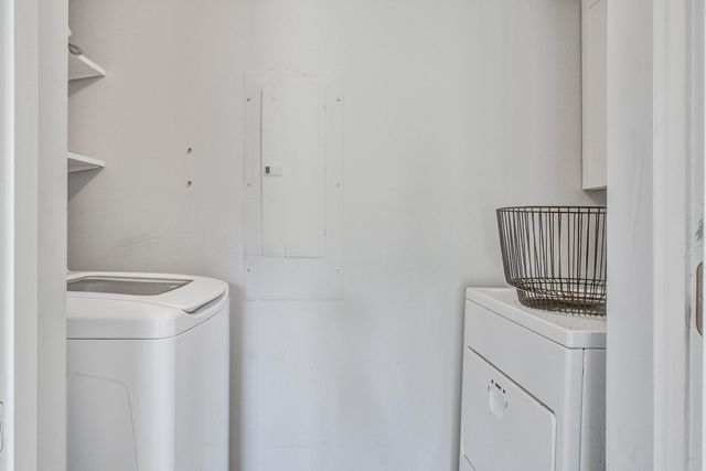 2900 Otranto Road, North Charleston, SC 29406