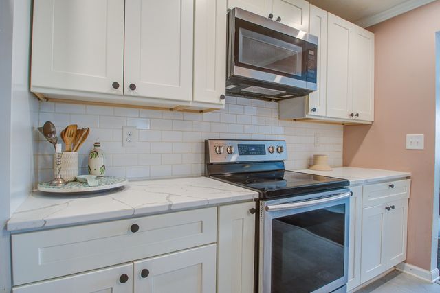 2900 Otranto Road, North Charleston, SC 29406