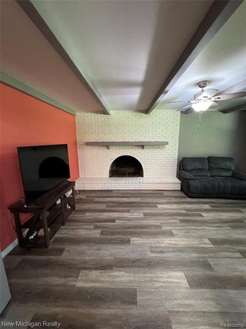6139 Pebbleshire Circle, Grand Blanc, MI 48439