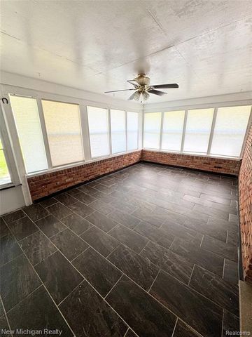 6139 Pebbleshire Circle, Grand Blanc, MI 48439