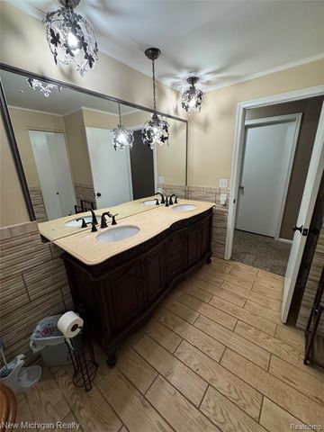 6139 Pebbleshire Circle, Grand Blanc, MI 48439