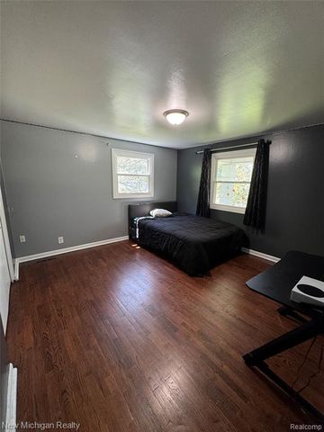 6139 Pebbleshire Circle, Grand Blanc, MI 48439