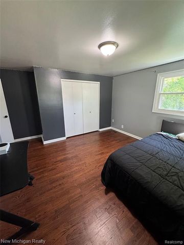 6139 Pebbleshire Circle, Grand Blanc, MI 48439