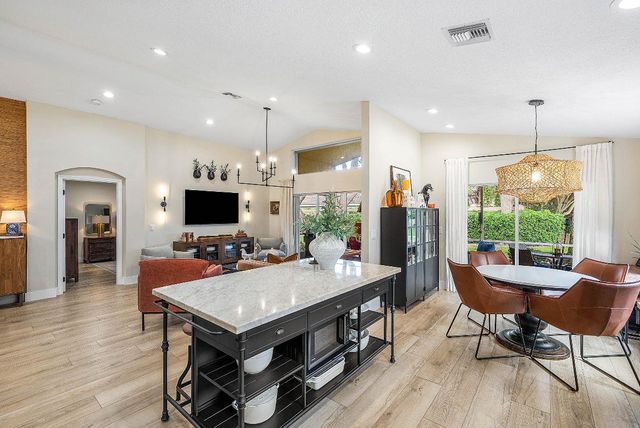 6847 Viale Elizabeth, Delray Beach, FL 33446