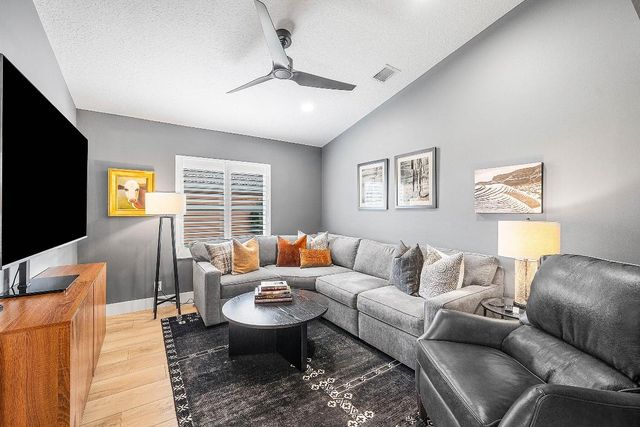 6847 Viale Elizabeth, Delray Beach, FL 33446