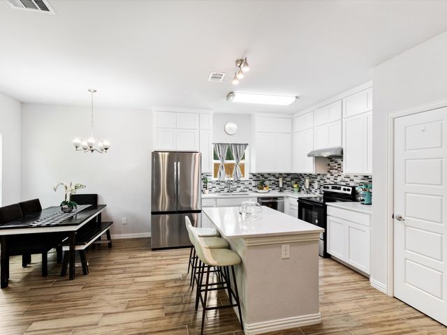 2963 Simpson Stuart Road, Dallas, TX 75241