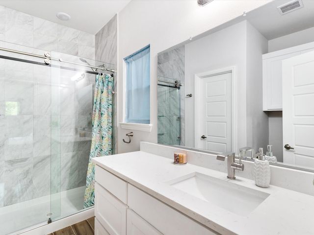 2963 Simpson Stuart Road, Dallas, TX 75241